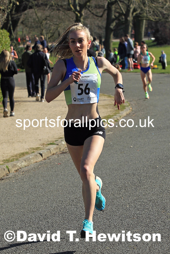 Womens Under-17s 5k, 2022 Northern 12 and 6 Stage Road Relays,  Birkenhead Park, Birkenhead, Wirral.  Photo: David T. Hewitson/Sports for All Pics